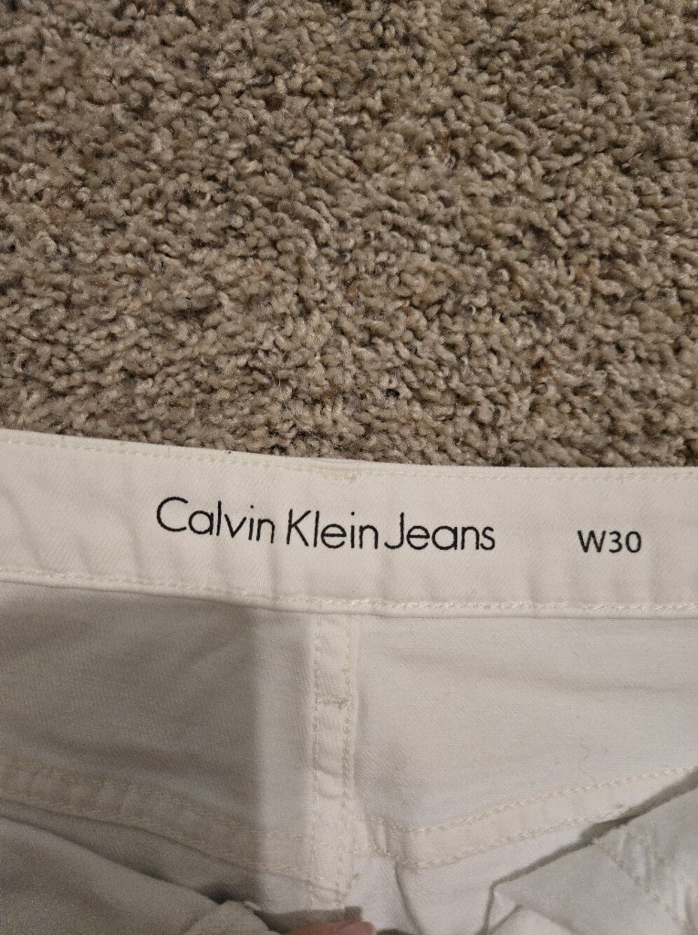 💖Calvin Klien White Frayed Hem Denim Skirt - Classic Women's Skirt - Picture 2 of 3